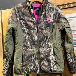 Mossy Oak Women's Camouflage Jacket - Green and Pink
